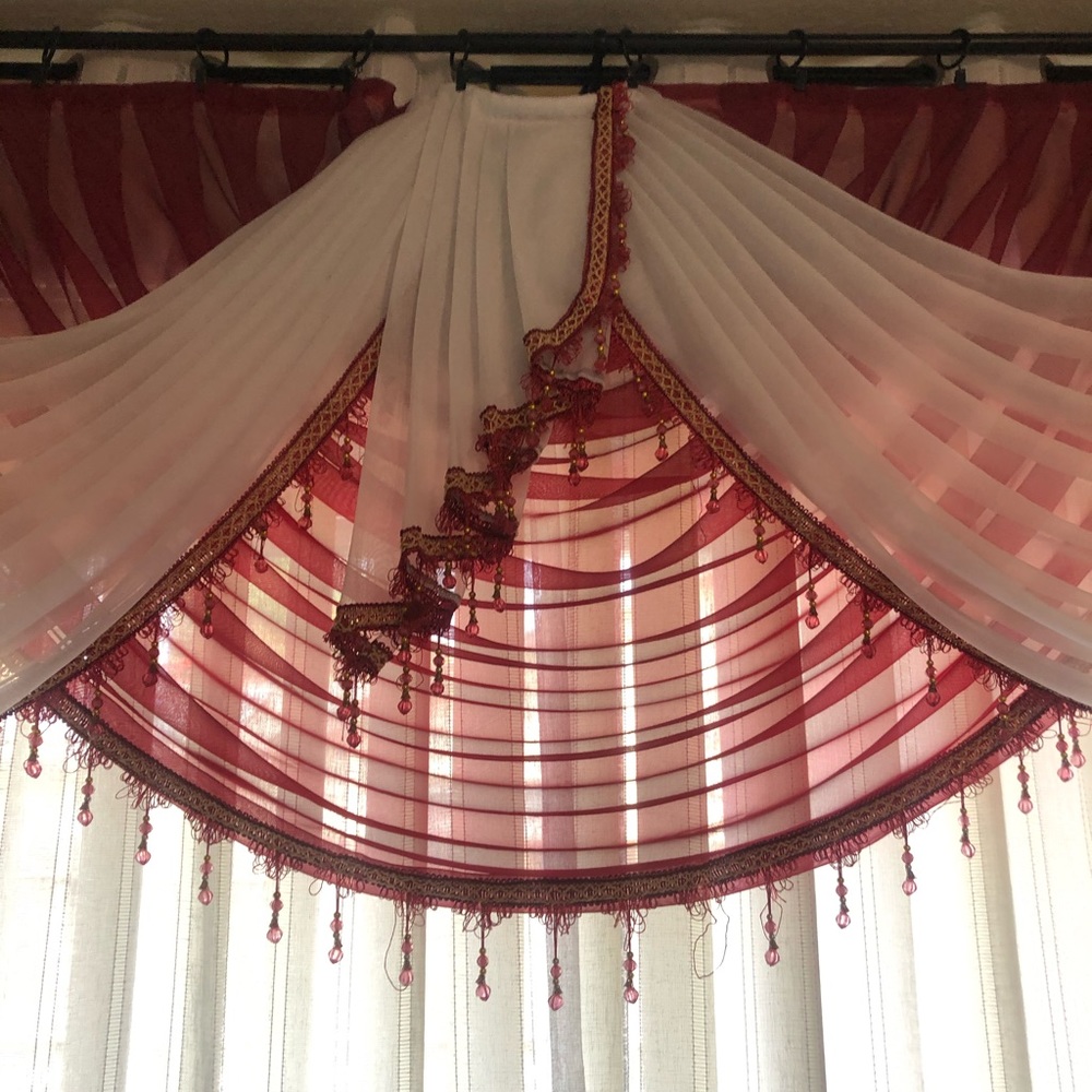 Curtain